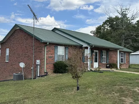 13682 Hwy 70, Mcewen, TN 37101