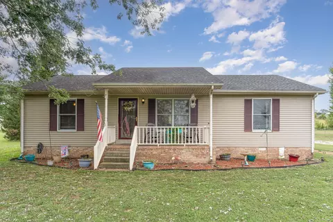 3831 Armstrong Rd, Springfield, TN 37172