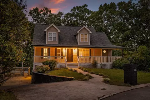 2101 Durban Point Dr, Soddy Daisy, TN 37379
