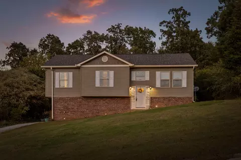 7426 Davis Mill Cir, Harrison, TN 37341
