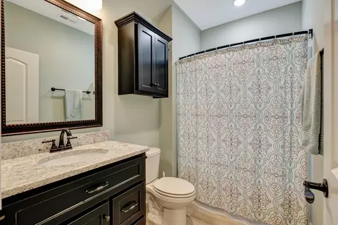Bath - 2008 Imagine Cir, Spring Hill, TN 37174 photo 8 of 8
