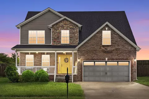 2404 Andersonville Dr, Clarksville, TN 37042