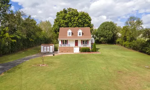 715 Bear Creek Pike, Columbia, TN 38401