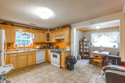 4811 Mitchell Bridge Rd, Dalton, GA 30721 photo 2