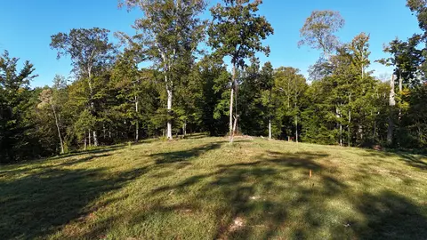 3725 Mobleys Cut Rd # B, Thompsons Station, TN 37179