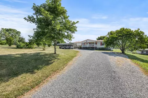 140 Doc Miller Rd, Madisonville, TN 37354