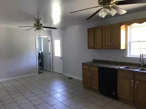 447 Harmon Dr S, Dunlap, TN 37327 photo 4