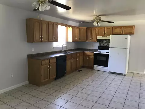 447 Harmon Dr S, Dunlap, TN 37327 photo 3