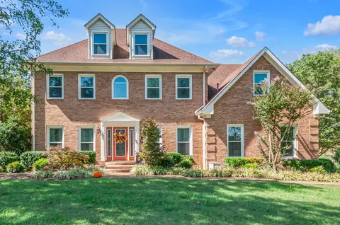 405 Ashley Ln, Kingston Springs, TN 37082