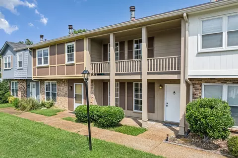 5600 Country Dr #314, Nashville, TN 37211