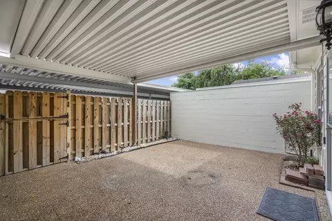 Exterior - 910 E Northfield Blvd, Murfreesboro, TN 37130 photo 4 of 4