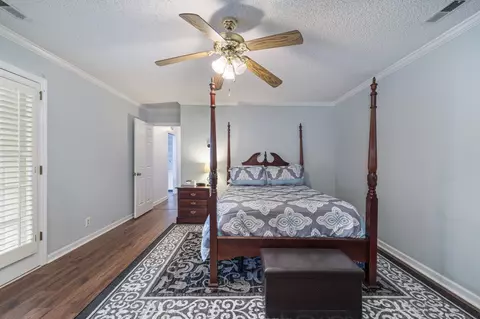 Bedroom - 910 E Northfield Blvd, Murfreesboro, TN 37130 photo 3 of 4