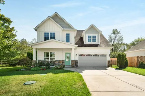 730 Laurel Ln, Murfreesboro, TN 37127