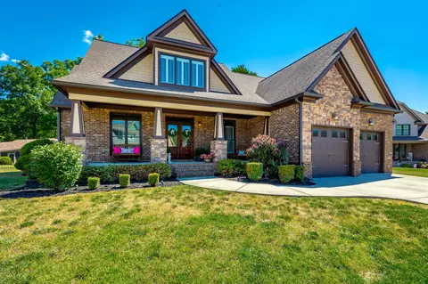 6572 Deep Canyon Rd, Hixson, TN 37343