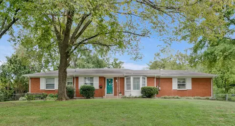 102 Mildred Ct, Nashville, TN 37211