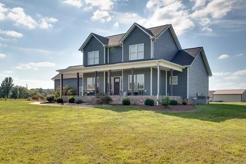 9494 Shady Park Rd, Portland, TN 37148