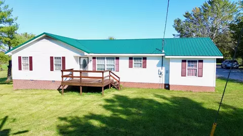 9330 Cadiz Rd, Hopkinsville, KY 42240