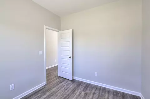 137 Bartow Dr, Decherd, TN 37324 photo 6