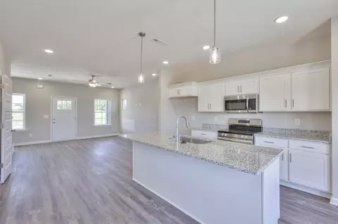 119 Bartow Dr, Decherd, TN 37324 photo 3
