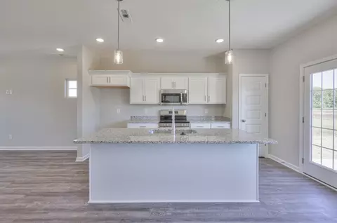 119 Bartow Dr, Decherd, TN 37324 photo 4