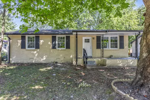 1411 Eagle St, Murfreesboro, TN 37130