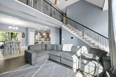 1010 Garner Hills Dr, Clarksville, TN 37042