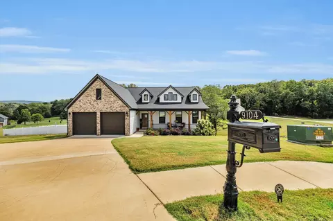 9104 Sir Boon Ct, Harrison, TN 37341