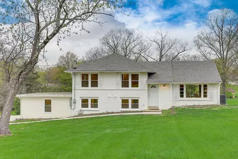 104 Anchor Dr, Hendersonville, TN 37075
