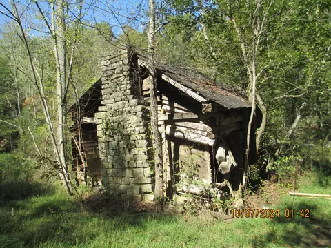 1295 Sullivan Holw, Hartsville, TN 37074