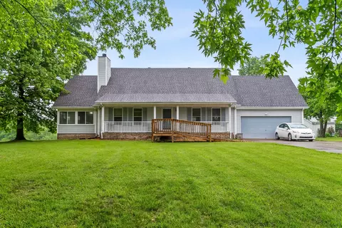 3007 Nicole Rd, Clarksville, TN 37040