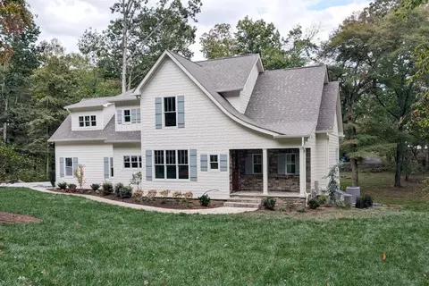 2214 Altura Dr, Walden, TN 37377