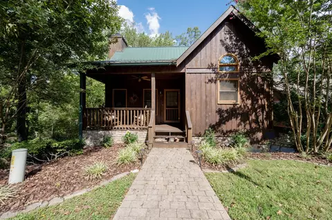 135 Village Way, Lancaster, TN 38569