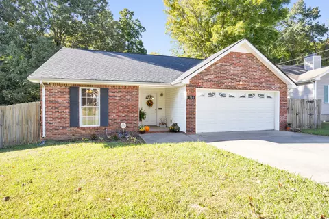 360 Andrew Dr, Clarksville, TN 37042