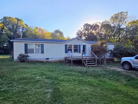 225 Melton Rd, Tracy City, TN 37387