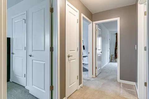 Entry Way - 2002 Oak Dr, Murfreesboro, TN 37128 photo 4 of 4