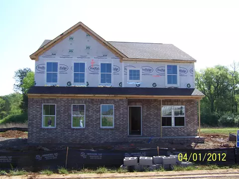 Exterior - 2002 Oak Dr, Murfreesboro, TN 37128 photo 18 of 25