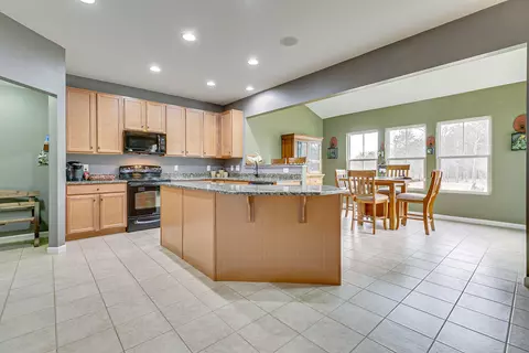 Kitchen - 2002 Oak Dr, Murfreesboro, TN 37128 photo 1 of 4