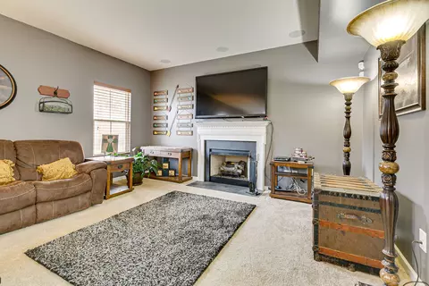 Living - 2002 Oak Dr, Murfreesboro, TN 37128 photo 1 of 3