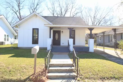 906 N 17th Ave, Humboldt, TN 38343