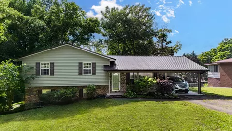 3443 Davis Cir NW, Cleveland, TN 37312