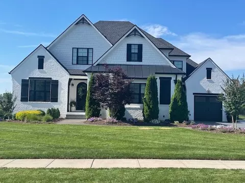 982 Westbrook Dr, Gallatin, TN 37066