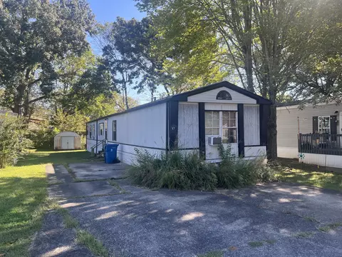 1500 Coach Estates Rd #E7, Murray, KY 42071 photo 1