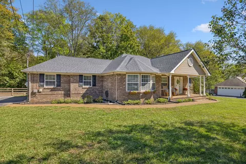Exterior - 449 Marilyn Cir, Spring Hill, TN 37174 photo 3 of 17
