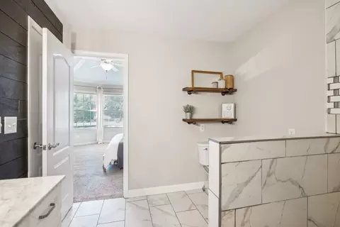 Bath - 449 Marilyn Cir, Spring Hill, TN 37174 photo 8 of 9