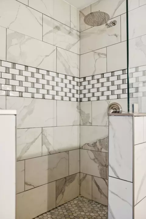 Bath - 449 Marilyn Cir, Spring Hill, TN 37174 photo 7 of 9