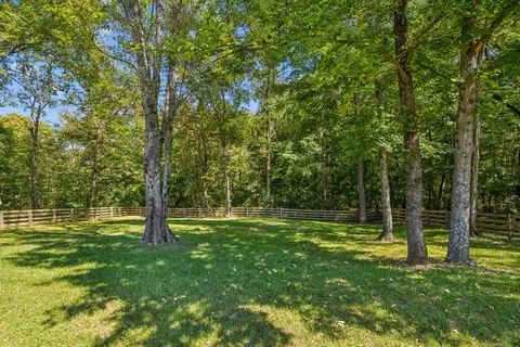 Exterior - 449 Marilyn Cir, Spring Hill, TN 37174 photo 14 of 17