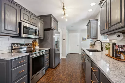 Kitchen - 449 Marilyn Cir, Spring Hill, TN 37174 photo 2 of 5