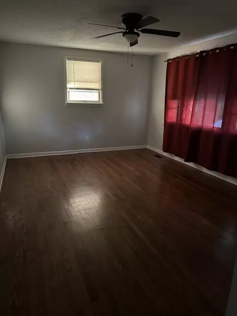 1304 Jarrett Dr, Springfield, TN 37172 photo 3