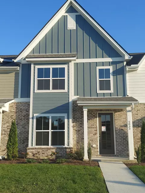 5033 Greentree Dr #39, Smyrna, TN 37167
