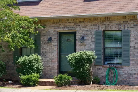 501 Deer Point Cir, Hendersonville, TN 37075